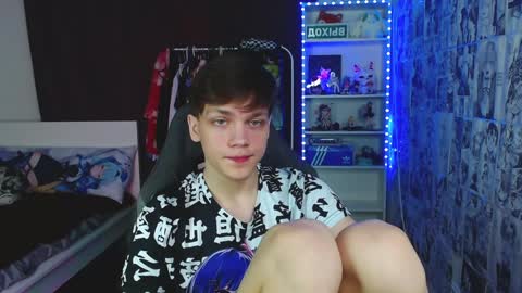 Snapshot of kevin_joestar chatting on 12-03-24, 06:26 Kevin online show from 12-03-24, 06:26