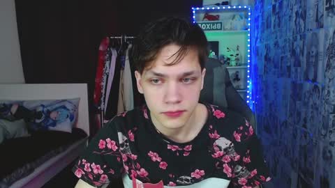 Snapshot of kevin_joestar chatting on 12-04-24, 04:32 Kevin online show from 12-04-24, 04:32