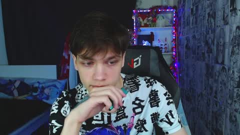 Snapshot of kevin_joestar chatting on 12-16-24, 04:45 Kevin online show from 12-16-24, 04:45