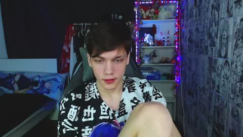 Snapshot of kevin_joestar chatting on 12-16-24, 07:58 Kevin online show from 12-16-24, 07:58