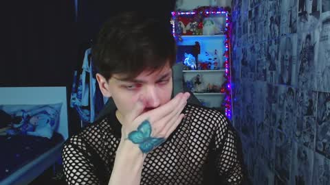 Snapshot of kevin_joestar chatting on 12-19-24, 03:40 Kevin online show from 12-19-24, 03:40