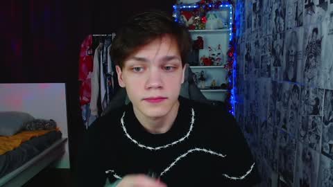 Snapshot of kevin_joestar chatting on 01-10-25, 04:44 Kevin online show from 01-10-25, 04:44