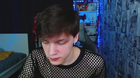 Snapshot of kevin_joestar chatting on 01-11-25, 07:28 Kevin online show from 01-11-25, 07:28