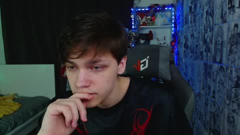 Snapshot of kevin_joestar chatting on 01-15-25, 05:40 Kevin online show from 01-15-25, 05:40