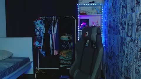 Snapshot of kevin_joestar chatting on 02-02-25, 01:55 Kevin online show from 02-02-25, 01:55