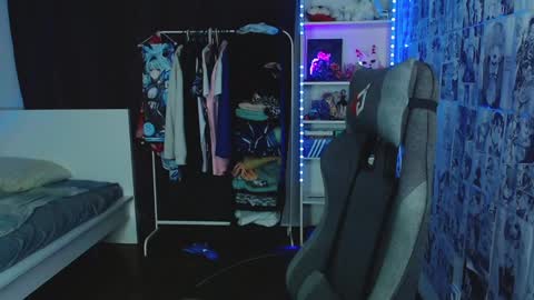 Snapshot of kevin_joestar chatting on 02-05-25, 03:55 Kevin online show from 02-05-25, 03:55