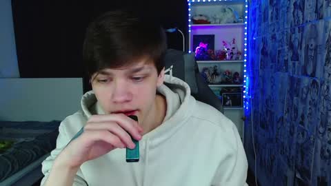 Snapshot of kevin_joestar chatting on 02-07-25, 03:45 Kevin online show from 02-07-25, 03:45