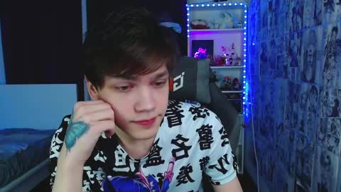 Snapshot of kevin_joestar chatting on 02-10-25, 04:41 Kevin online show from 02-10-25, 04:41