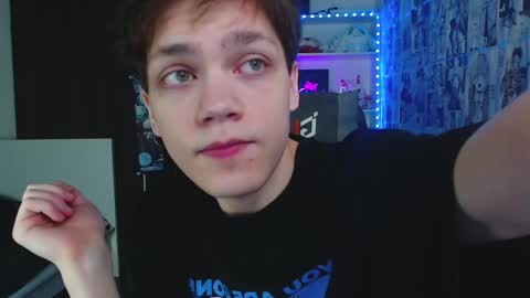 Snapshot of kevin_joestar chatting on 03-09-25, 04:16 Kevin online show from 03-09-25, 04:16