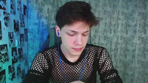 Snapshot of kevin_joestar chatting on 10-12-25, 04:55 Kevin online show from 10-12-25, 04:55