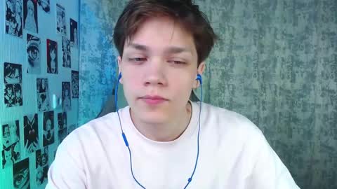 Snapshot of kevin_joestar chatting on 10-21-25, 04:57 Kevin online show from 10-21-25, 04:57