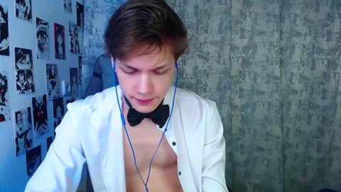 Snapshot of kevin_joestar chatting on 11-03-25, 04:58 Kevin online show from 11-03-25, 04:58