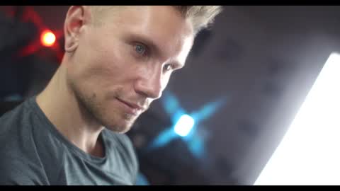 Snapshot of kevin_park chatting on 12-03-24, 10:40 Kev online show from 12-03-24, 10:40