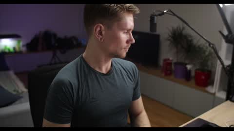 Snapshot of kevin_park chatting on 02-07-25, 06:13 Kev online show from 02-07-25, 06:13