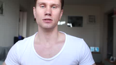 Snapshot of kevin_park chatting on 03-07-25, 10:24 Kev online show from 03-07-25, 10:24