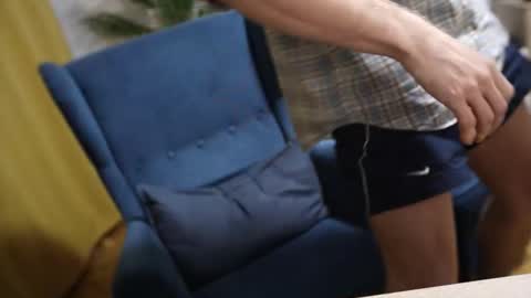 Snapshot of kevin_park chatting on 12-05-25, 04:58 Kev online show from 12-05-25, 04:58