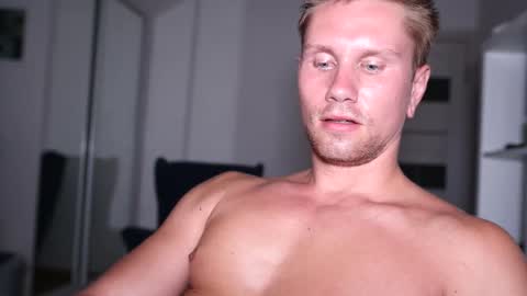 Snapshot of kevin_park chatting on 03-13-26, 04:57 Kev online show from 03-13-26, 04:57