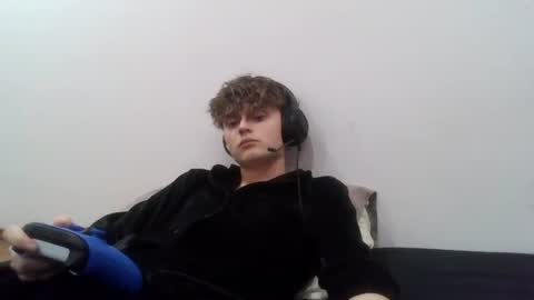 Snapshot of kevinmycroft chatting on 01-13-26, 12:05 kevinmycroft online show from 01-13-26, 12:05