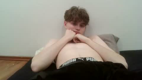 Snapshot of kevinmycroft chatting on 01-17-26, 06:22 kevinmycroft online show from 01-17-26, 06:22