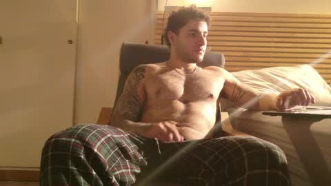 Snapshot of kevinwolf777 chatting on 04-26-26, 11:46 Kevin online show from 04-26-26, 11:46