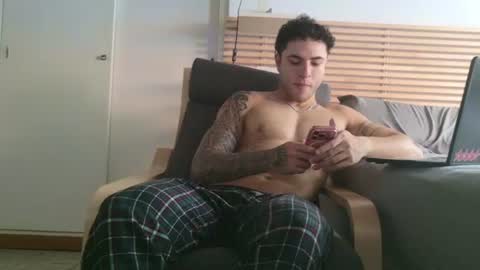 Snapshot of kevinwolf777 chatting on 06-26-26, 06:12 Kevin online show from 06-26-26, 06:12