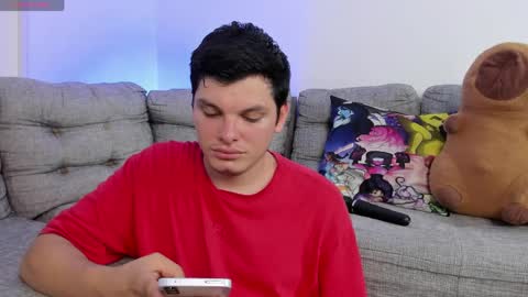 Snapshot of kevinxlvx chatting on 05-05-26, 02:30 kevin and ottis online show from 05-05-26, 02:30