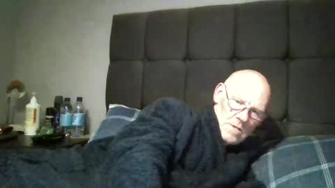 Snapshot of kevlooking4sez chatting on 07-02-26, 12:54 kevlooking4sez online show from 07-02-26, 12:54