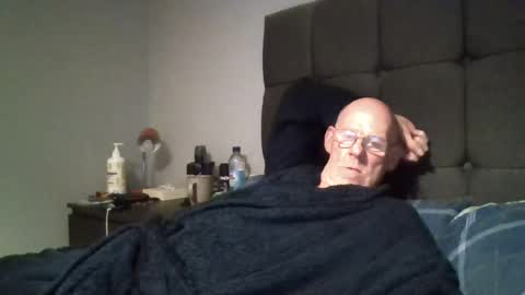Snapshot of kevlooking4sez chatting on 07-09-26, 12:58 kevlooking4sez online show from 07-09-26, 12:58