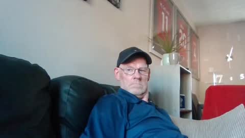 Snapshot of kevlooking4sez chatting on 07-12-26, 05:04 kevlooking4sez online show from 07-12-26, 05:04