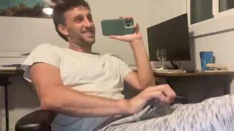 Snapshot of kevs363 chatting on 12-08-24, 06:22 kevs363 online show from 12-08-24, 06:22