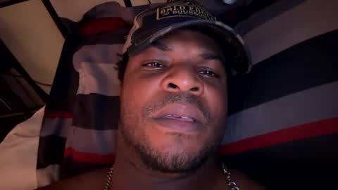 Snapshot of keybump323 chatting on 03-12-25, 10:39 Keybump online show from 03-12-25, 10:39