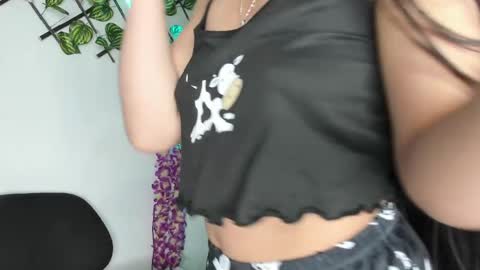 Snapshot of keyla_meow2002 chatting on 02-11-25, 12:37 keyla meow2002 online show from 02-11-25, 12:37