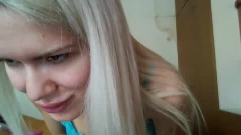 Snapshot of keylala chatting on 02-08-25, 10:29 Keyla online show from 02-08-25, 10:29