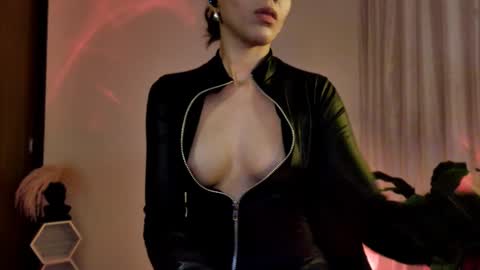 Keyla online show from 01-22-25, 12:48