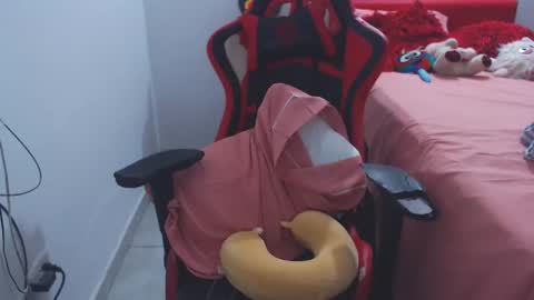 Sandy Saenz online show from 12-25-24, 09:33