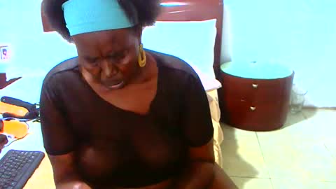 keysenbarxx19 online show from 04-20-26, 06:20