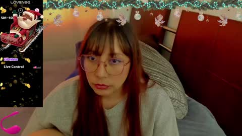 Snapshot of keyt_foxxx chatting on 12-18-24, 04:39 Danna Sofia online show from 12-18-24, 04:39