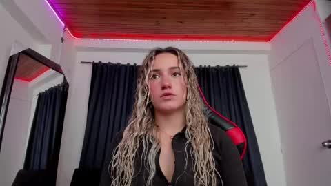 Snapshot of keyth_clement chatting on 05-01-26, 08:35 Keyth online show from 05-01-26, 08:35