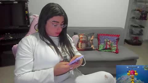 Snapshot of khalifa_gold chatting on 01-11-26, 08:19 Khalifa Kasumi online show from 01-11-26, 08:19