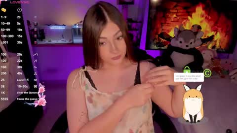 Snapshot of khionebesset chatting on 12-10-24, 09:01 Khi. online show from 12-10-24, 09:01