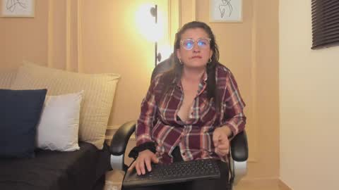 khloe_sp_ online show from 06-09-26, 02:45