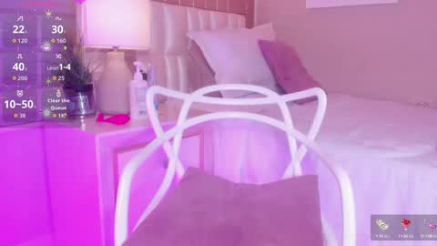 Snapshot of khloe_sweeet chatting on 09-27-25, 11:37 khloe_sweeet online show from 09-27-25, 11:37