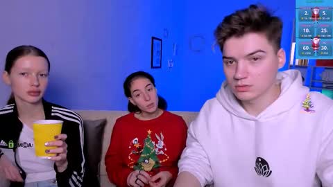 khloebeauty online show from 12-02-25, 08:15