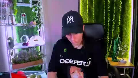 khloebeauty online show from 07-08-26, 12:20