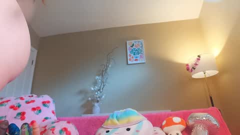 Khloe online show from 01-05-25, 08:21