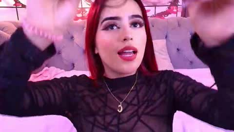 khloejohnson online show from 10-04-25, 09:24