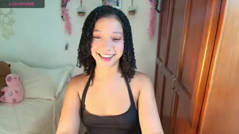 Snapshot of khoe_777 chatting on 06-10-26, 09:14 khoe 777 online show from 06-10-26, 09:14