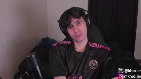 khozler_ online show from 10-19-25, 07:47