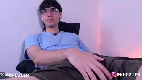 Snapshot of khozler_ chatting on 01-12-26, 02:39 khozler_ online show from 01-12-26, 02:39