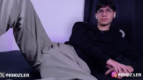 Snapshot of khozler_ chatting on 01-15-26, 02:10 khozler_ online show from 01-15-26, 02:10